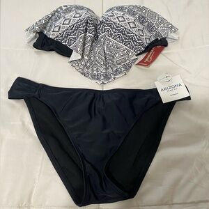 NWT. ARIZONA swimsuit 2 pcs.